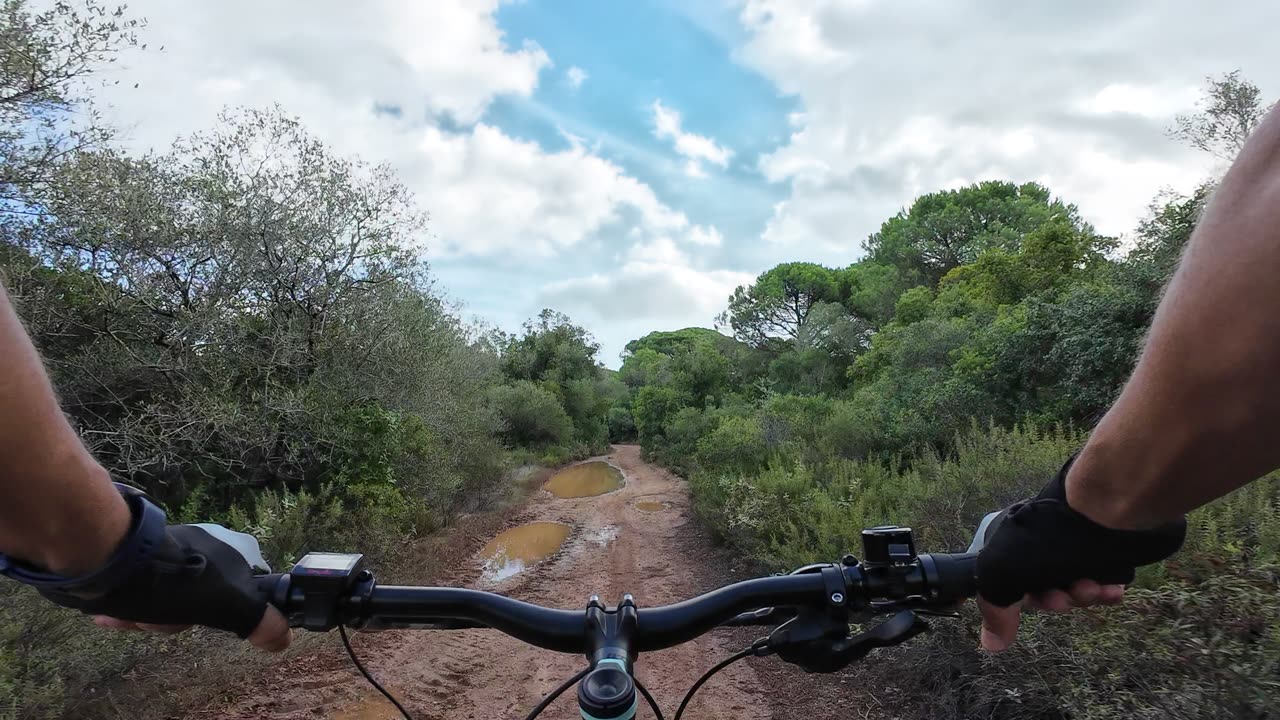 e-BIKE RIDE na MS, Portugal - Arrabida BamaLAMA S06E18 8th of NOV 2K25 pt 14