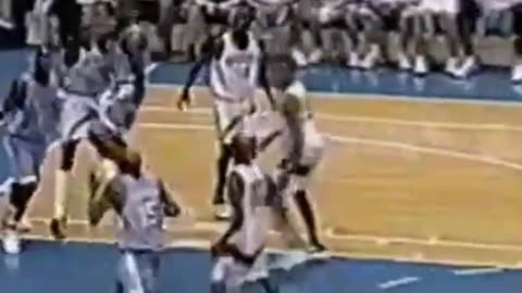 Vince Carter's Insane UNC Dunks! 🔥 #VinceCarter #CollegeDunks #UNC