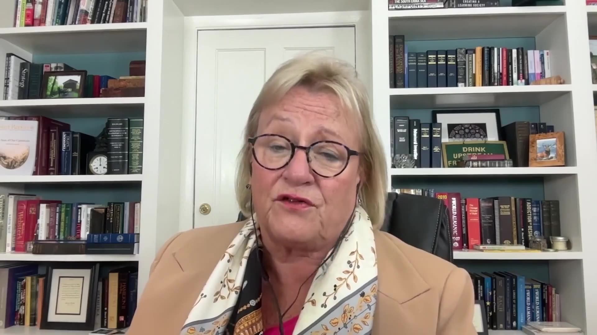 Billionaires Want Total Control before You Realize You’re Being Poisoned