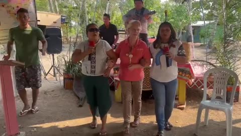Brazil: If the Indigenous are going to dance... Heidi wants to too! Semiraita conference