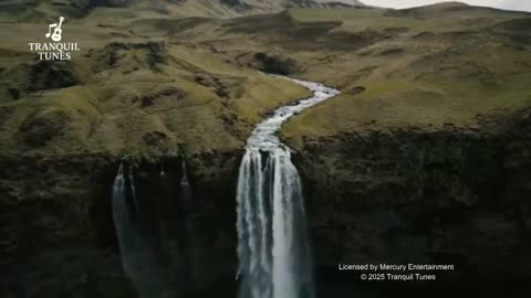 The sound of music accompanied by water is suitable for brain therapy and sleep relaxation