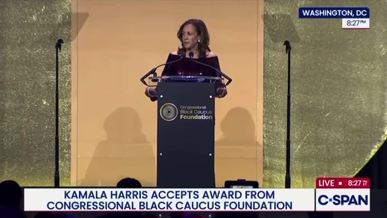 Kamala Harris: "We are witnessing a president who has lined his own pockets and those