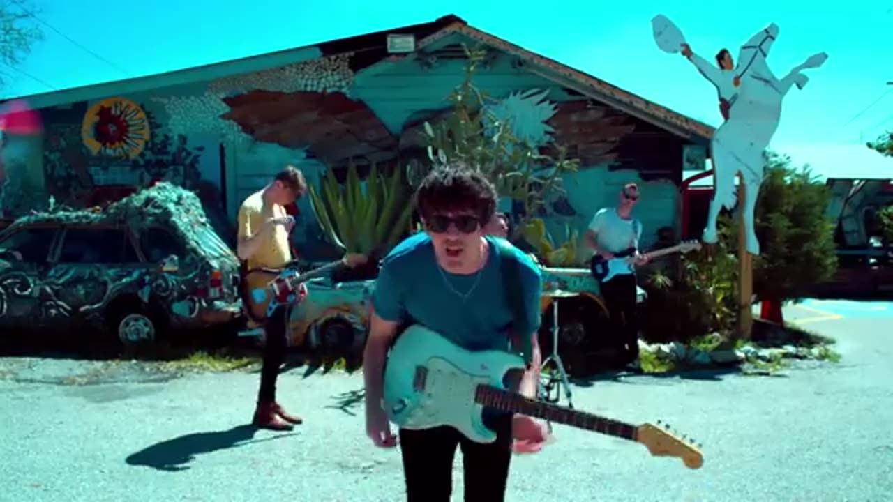 Circa Waves - Stuck In My Teeth