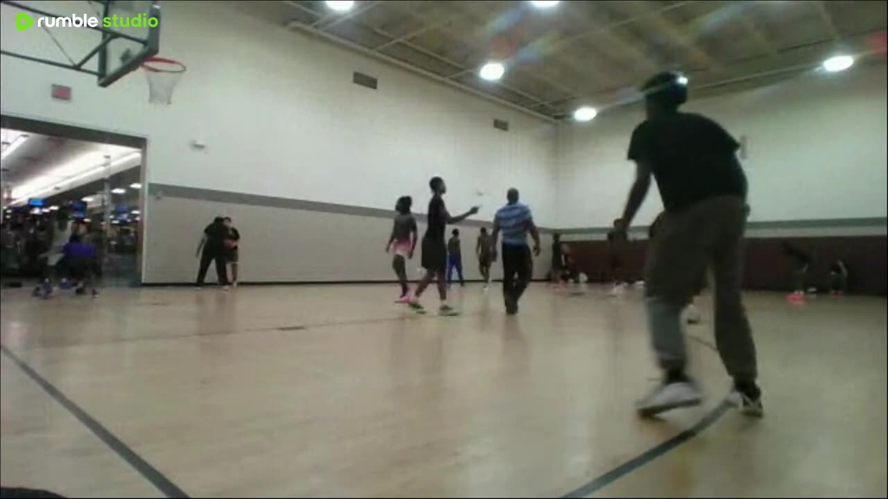 Basketball New Year's Day Hoops