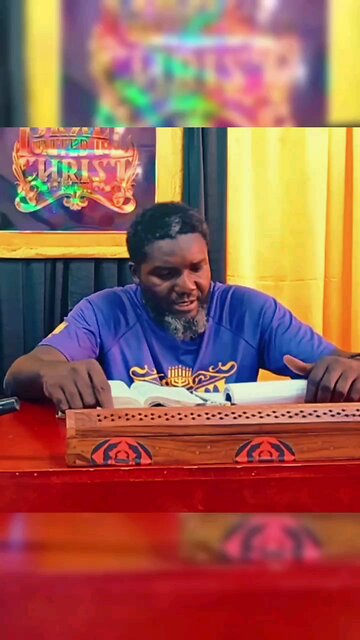 Kristus Bing Poeroe Ding Wet ?