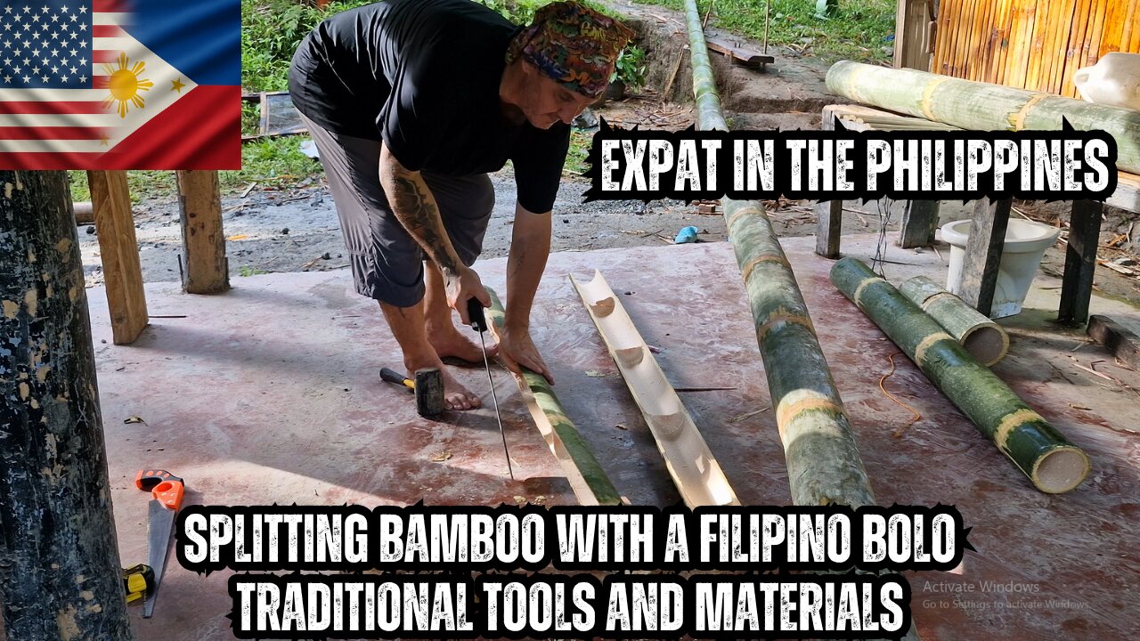 Splitting Bamboo with a Filipino Bolo 🇵🇭 | Expat Life in the Philippines 🌿