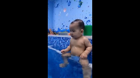 baby swiming