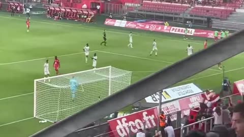 Dijon FCO vs Caen Stade Malherbe Caen (splendid dribbling Didier Ndong)