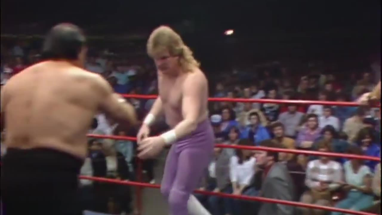 (1985.01.25) The Midnight Express vs Johnny Mantell & Jose Lothario - WCCW