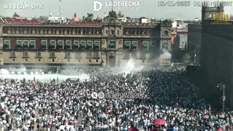 Mexican Patriots have torn down the wall in the demonstration led by Generation Z.