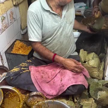 The most popular breakfast in Kolkata.