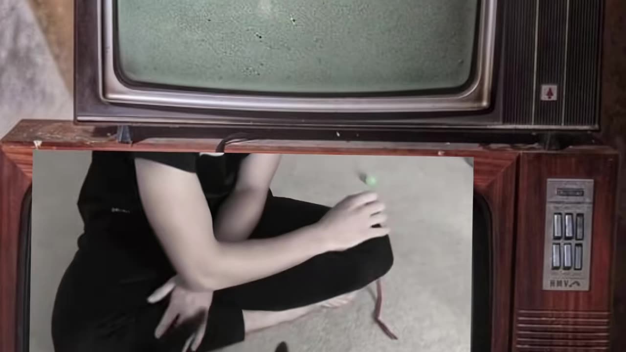 😨💥 Unexplained Noises in the Attic! | TheHauntingHour