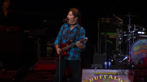 Hey Tonight (C.C.R. song) - John Fogerty (live)