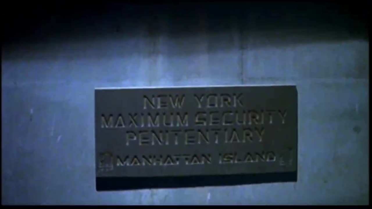 New York. 2030. (Escape from New York)