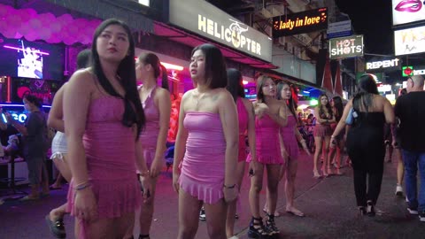 Pattaya Soi 6 — The Real Night Scene