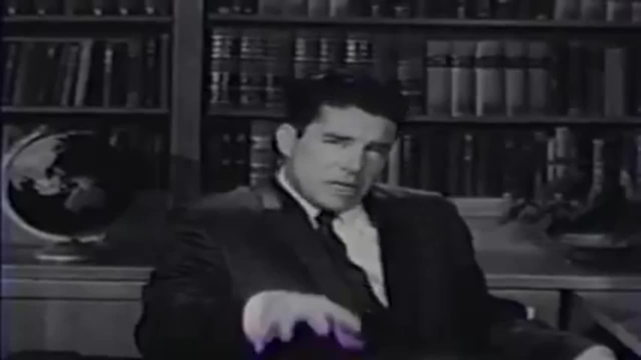 🇺🇸 Do You Know the Difference Between a Constitutional Republic and a Democracy? 🦅