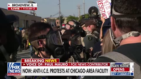 DEVELOPING: 'Massive' protest forms at Chicago-area ICE facility