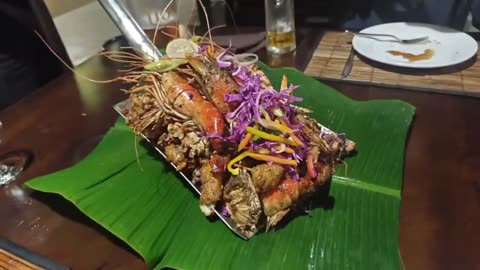 “Sri Lankan Seafood Adventure 🐠🔥 | The Dutch Trail Experience”