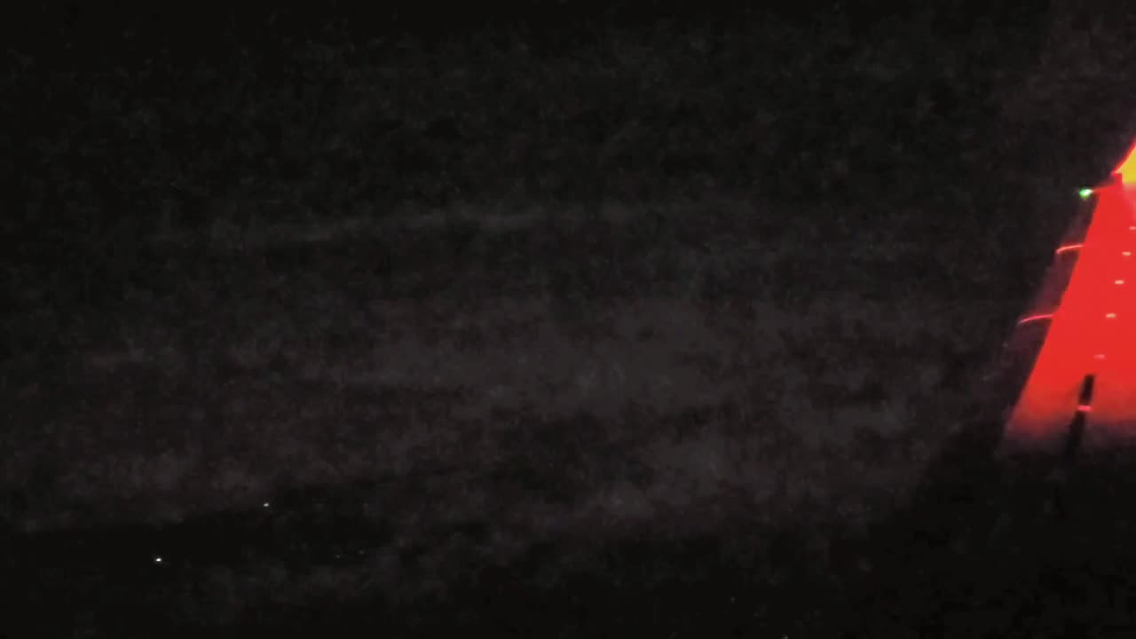 đ¸đŠī¸ UFO Spotted Amidst Lightning & Aurora! | TheTruthAbove