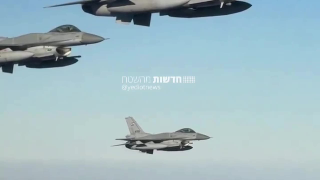 Egyptian aircraft arrive in honor of the summit in Sharm