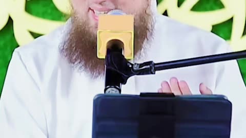 arshe ilahi ki taraf#madeena #dawteislami🕌 #tranding #hajiabdulhabibattari