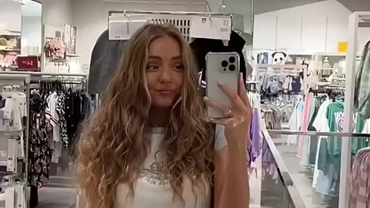 Shocking: the viral clothing store LIFE HACK 🤯