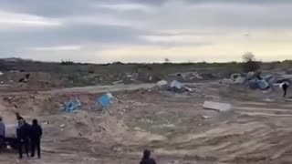 Palestinians are seen returning to the eastern portion of the Netzarim Corridor