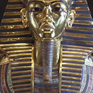 Ancient Artifacts: Hidden Treasures That Defy Time! ⏳✨