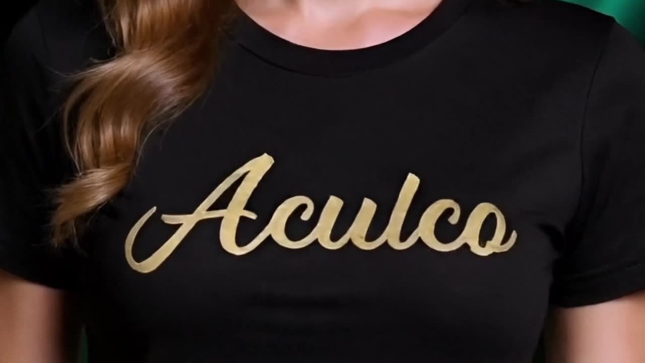 Editora Shirt - Elegant Gold Script Design for Editors #Editora #EditorsShirt #Fashion