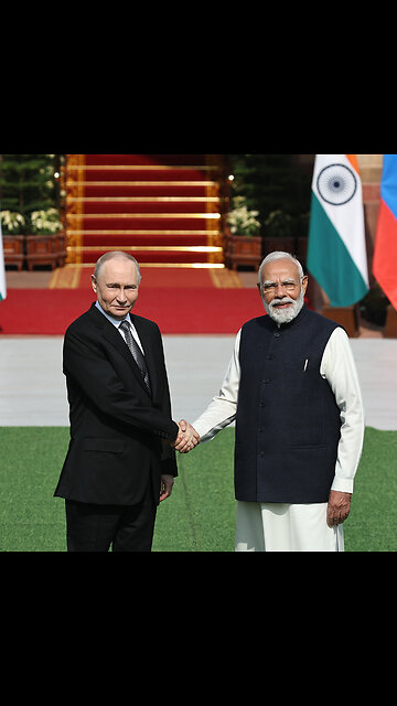 Modi: Hace 25 años, Putin sentó las bases de nuestra asociación estratégica