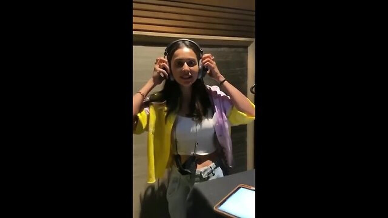 #rakulpreet shares a sneak peek into her dubbing sessionšµ