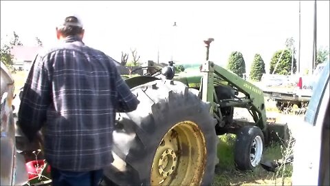 Will It Start? John Deere Tractor After Years Not Running