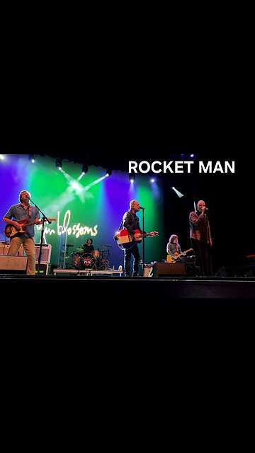Gin Blossoms Play Rocket Man by Elton John LIVE!