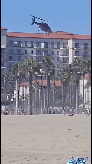 BREAKING: A helicopter just crashed in Huntington Beach