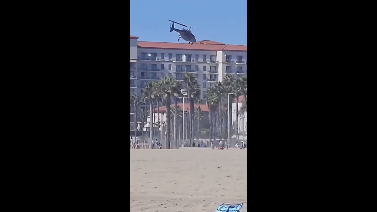 BREAKING: A helicopter just crashed in Huntington Beach