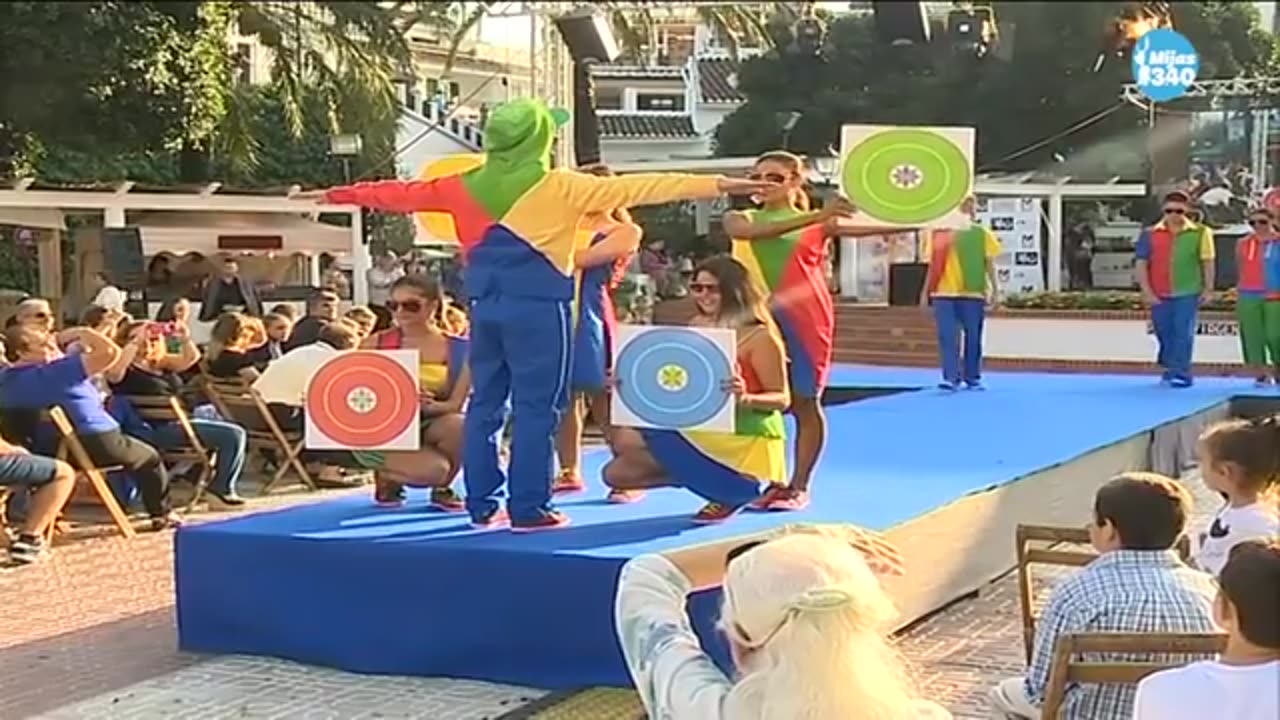 desfile en mijas pueblo