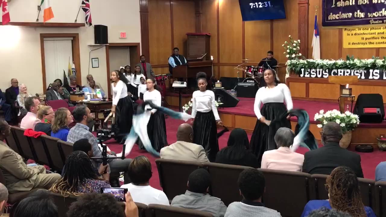 Dancers At WOOCC