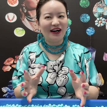 20251007-01 Turquoise: A Natural Poem Flowing on the Wrist