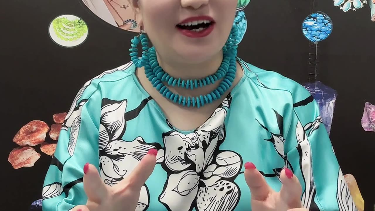 20251007-01 Turquoise: A Natural Poem Flowing on the Wrist