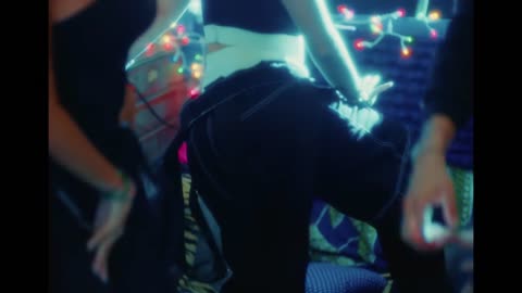 Malú Trevejo x Luar La L - COMPLICADO 💔🔥 (Official Music Video) | Latin Pop x Reggaeton Collab 2025