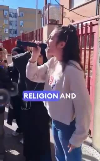 Hypocrisy or Right? The Muslim Women's Protest in Madrid - 2