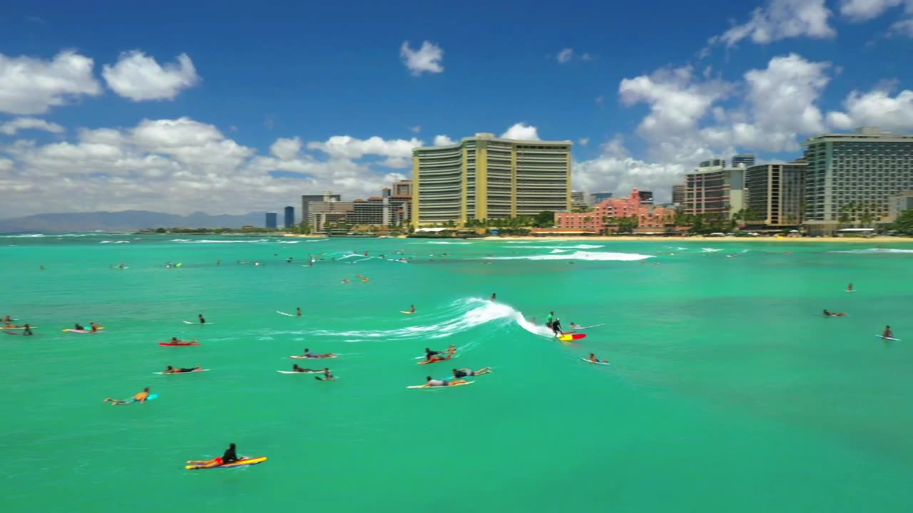 🌴 Escape to Paradise! 🌊 Relaxing Island Beach Views with Soothing Waves 🌞