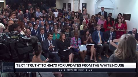 Vance to Schumer and Jeffries: “If You Help Us Reopen the Government, the Sombrero Memes will Stop!” 
