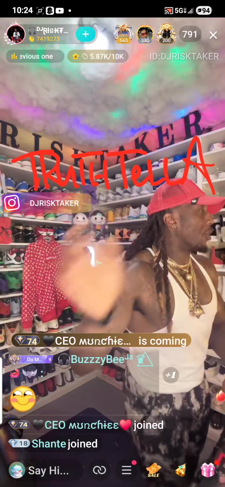 DJ RISKTAKER SPEAKS ON BLASIAN DOLL WHILE SHUTTING DOWN HIS SET