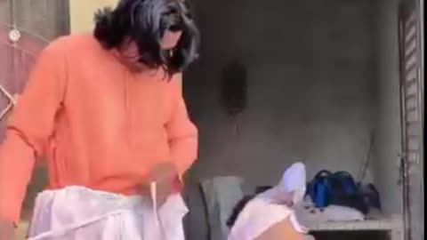 Funny Street Scene | Hilarious Shirt Change Prank