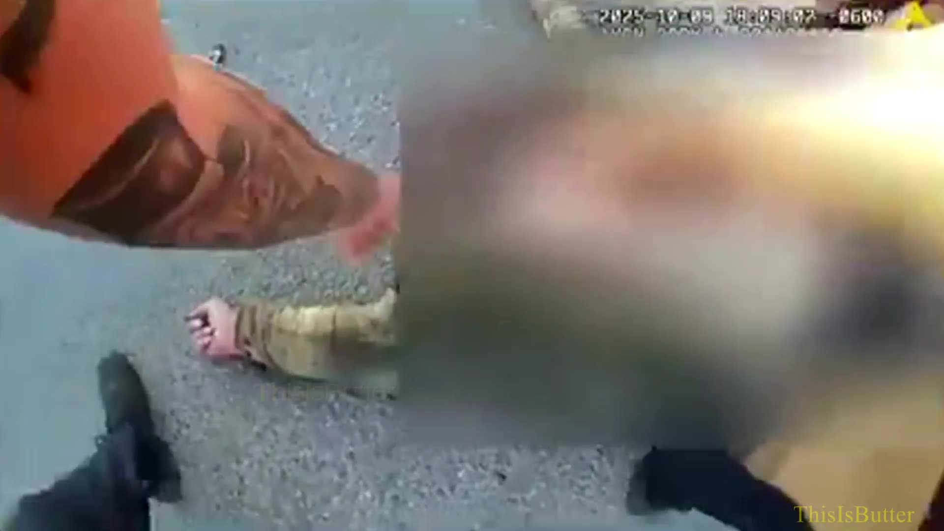 Hammer wielding suspect fatally shot when advancing towards a Las Cruses officer