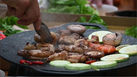 Bioengineered Meat: Are You Eating Lab-Grown Food_