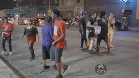 Damn what did the guy getting jumped do? This is literally 10-On-1.