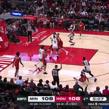 NBA - JALEN GREEN TAKES THE LEAD FALLING AWAY 🚀