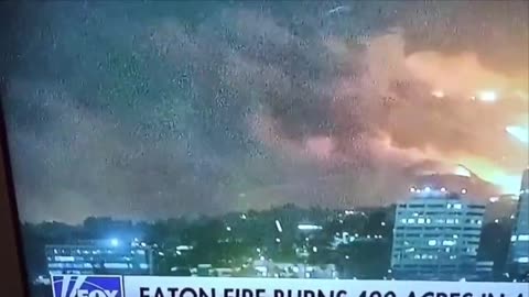 UFO seen near Los Angeles fires on Fox News camera